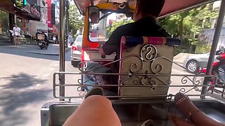 Innocent Thai teen amateur fuck on video