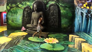 Art museum visit with big ass Thai GF got her horny for sex