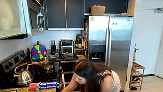 Live Stream with Dani Valentina