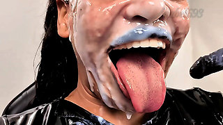 Extreme Facial, Huge Natural Curves and Glossy Latex