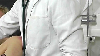 Mature gyno - Installed in obgyn clinic caught medic fucking female patient