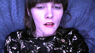 Sydney Harwin – Inside Mommy