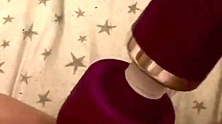 Close up Squirting in Bed