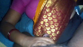 Indian Thelgu Bhabhi Housewife Fucking in Homemade