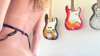 KAILEGOH - ONLYFANS - UTTER JUG GLIDE