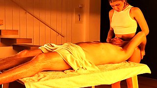 Fingering massage sex for horny Czech amateur teen