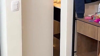 I Went to Dinner at My Friend's House While She Was Cooking, Her Boyfriend Is Fucking My Pussy Until He Cums in My Mouth